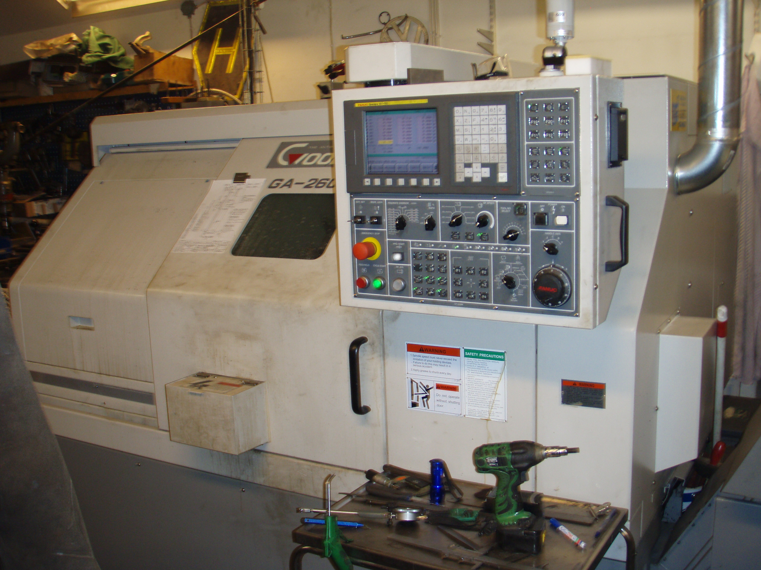 CNC-svarv Goodway GA-26 i verkstaden